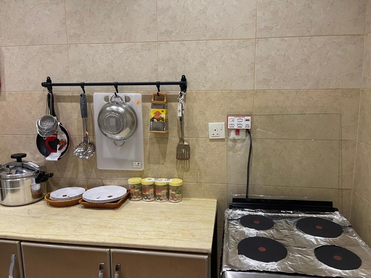 Al Bateel Furnished Apartments Ер-Ріяд Екстер'єр фото