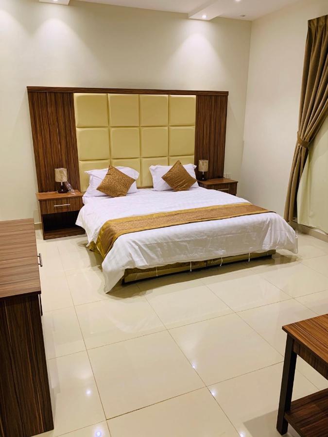 Al Bateel Furnished Apartments Ер-Ріяд Екстер'єр фото
