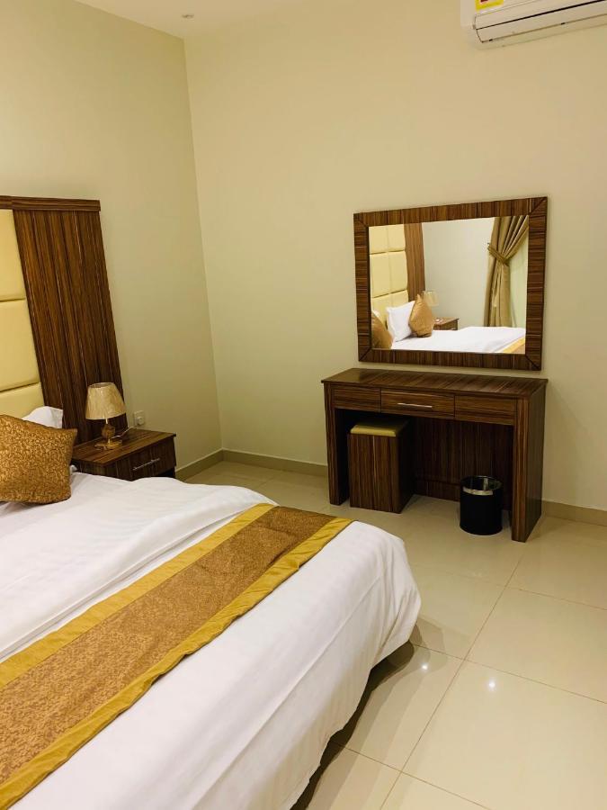 Al Bateel Furnished Apartments Ер-Ріяд Екстер'єр фото